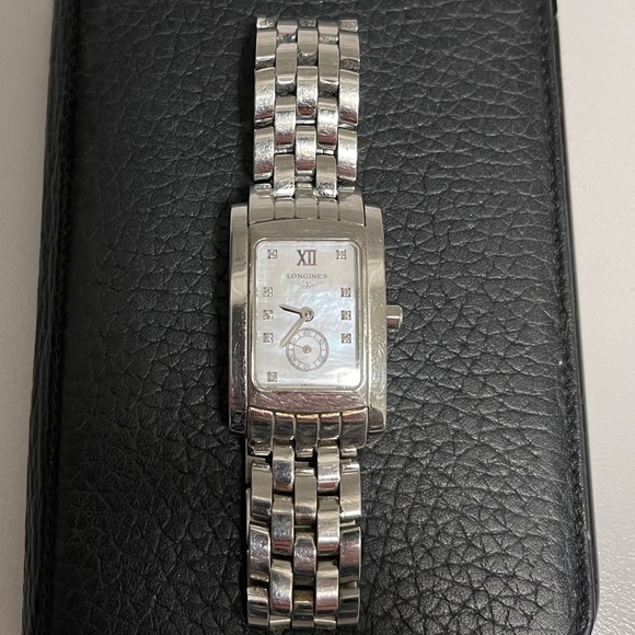 Longines DolceVita Watch with Diamonds - Picture 2 of 5